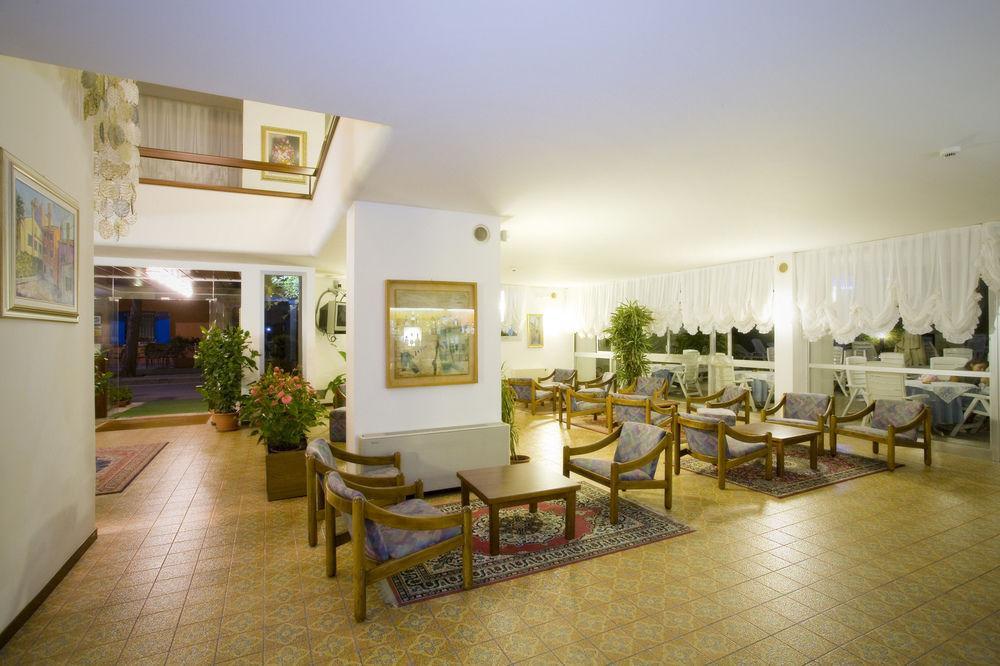 Hotel Metropol Caorle Exterior photo